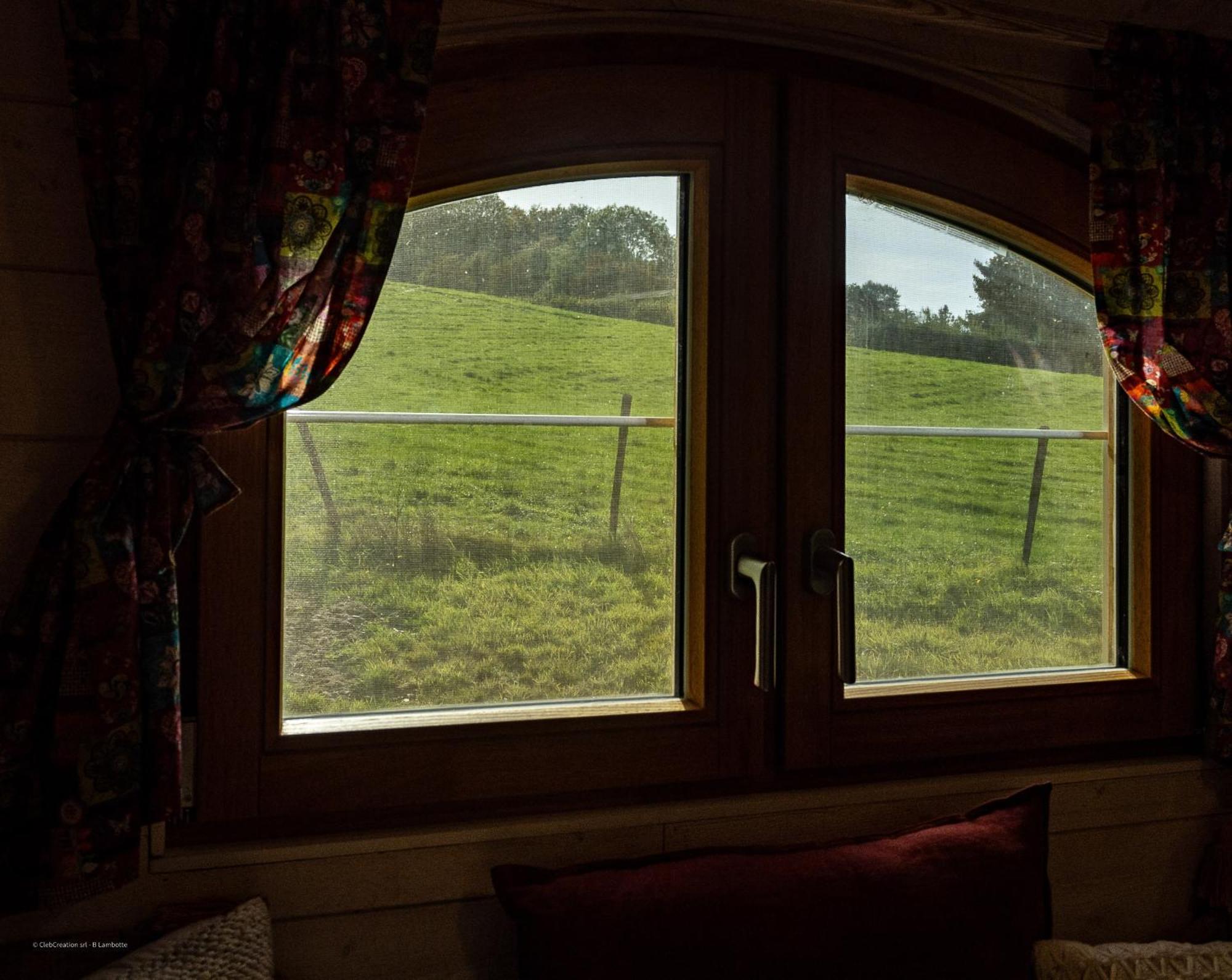 La Tiny House De La Bergerie Vila Lierneux Exterior foto